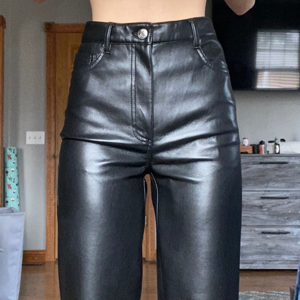 Melina Pant